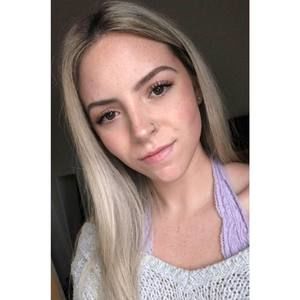 Meet your Posher, Kelsie